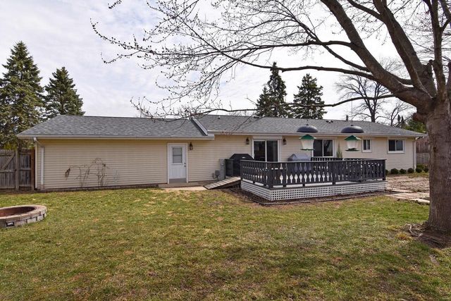 6120 242nd AVENUE, Salem, WI 53168