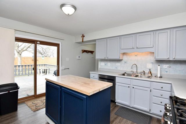 6120 242nd AVENUE, Salem, WI 53168