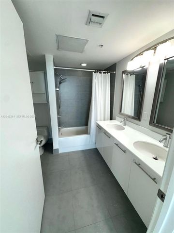 92 SW 3rd St 3608, Miami, FL 33130