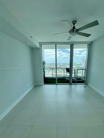 92 SW 3rd St 3608, Miami, FL 33130