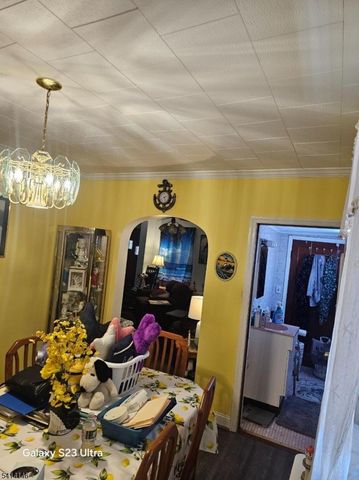 215 W 2Nd St, Clifton City, NJ 07011