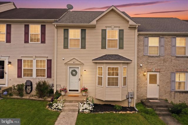 97 QUINCE TREE DR, Martinsburg, WV 25403