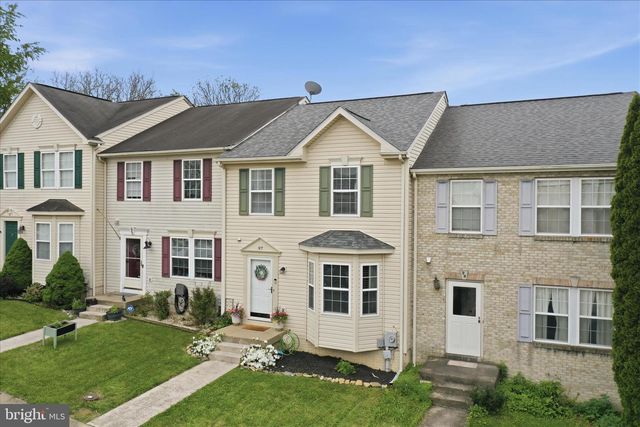 97 QUINCE TREE DR, Martinsburg, WV 25403