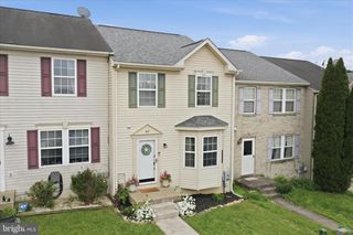 97 QUINCE TREE DR, Martinsburg, WV 25403