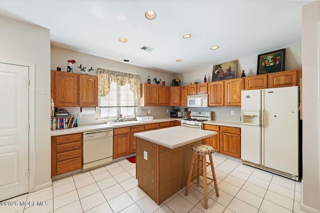 527 Harrier Drive 527, Monroe, NJ 08831