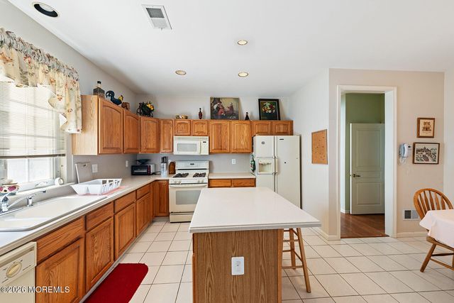 527 Harrier Drive 527, Monroe, NJ 08831