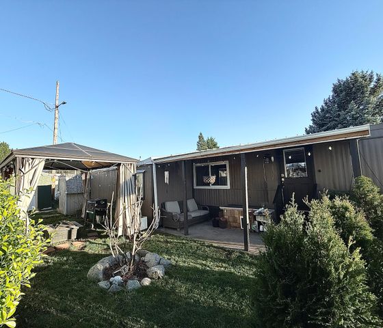 2395 Redwood Avenue 23, Grants Pass, OR 97527