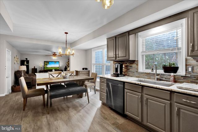 125 SHIRE LN, Wernersville, PA 19565