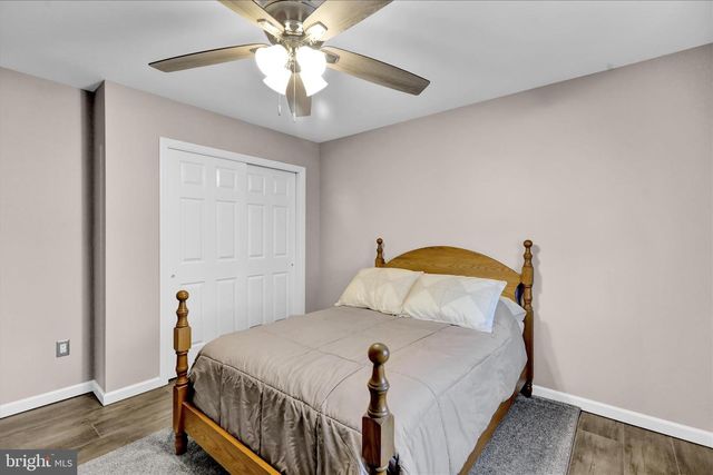 125 SHIRE LN, Wernersville, PA 19565