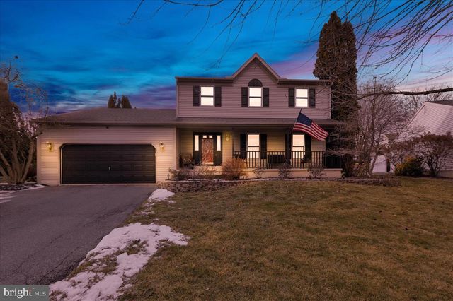 125 SHIRE LN, Wernersville, PA 19565