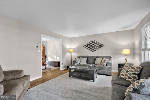 125 SHIRE LN, Wernersville, PA 19565