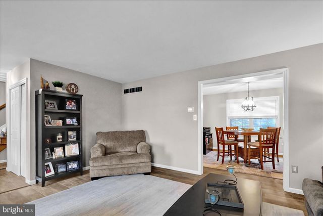 125 SHIRE LN, Wernersville, PA 19565