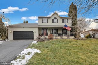 125 SHIRE LN, Wernersville, PA 19565