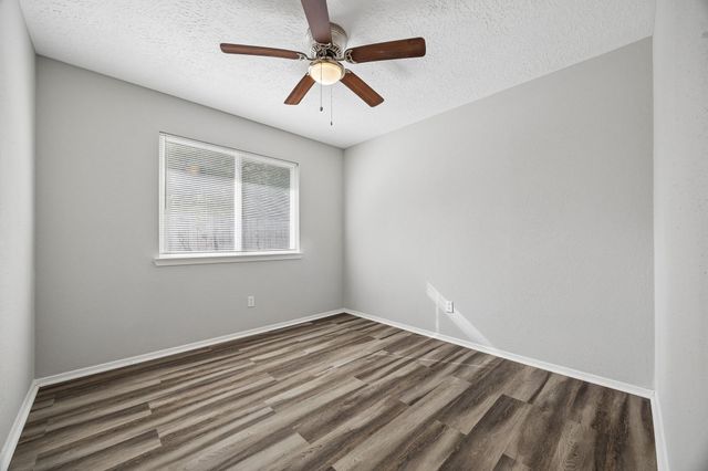 6907 Grant Drive, Richmond, TX 77469