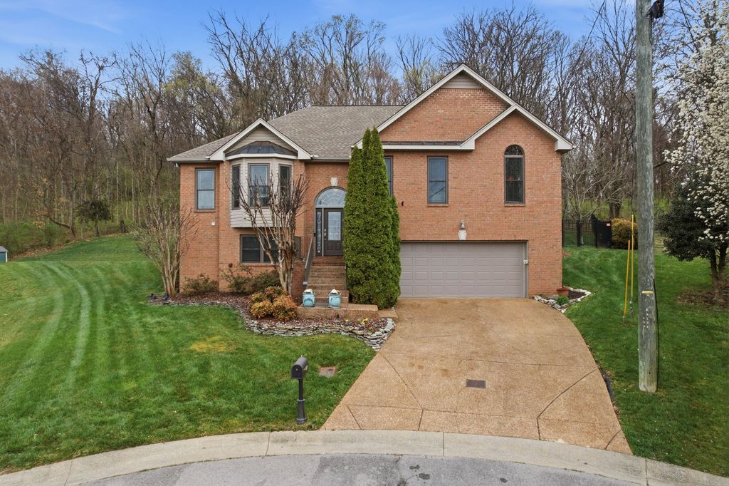 5320 Kimsaw Cir, Antioch, TN 37013