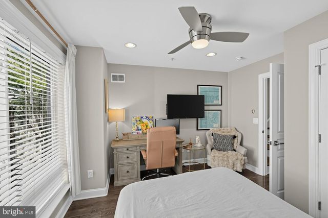 522 MERCY ST, Philadelphia, PA 19148