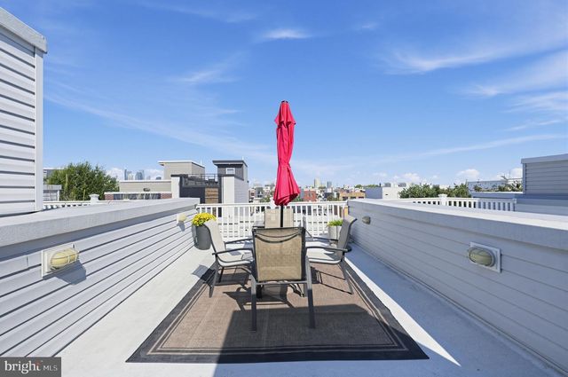 522 MERCY ST, Philadelphia, PA 19148