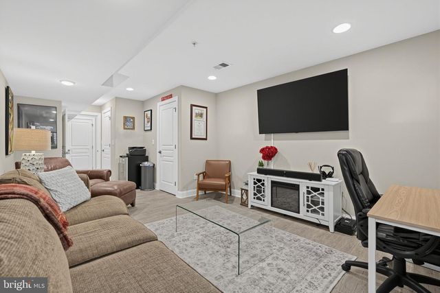 522 MERCY ST, Philadelphia, PA 19148