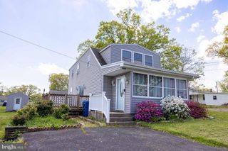206 BEAVER RD, Harrisburg, PA 17112