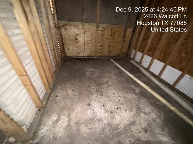 2426 Walcott Lane, Houston, TX 77088