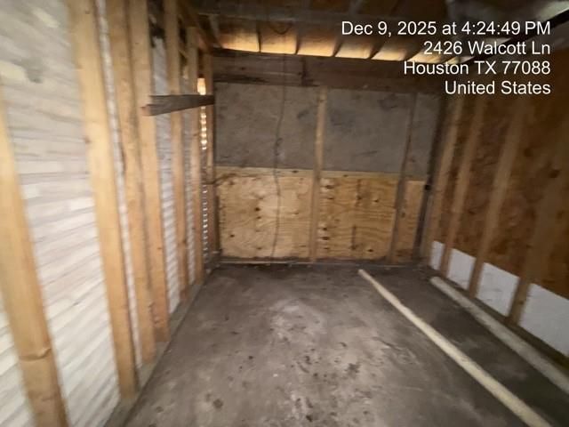 2426 Walcott Lane, Houston, TX 77088