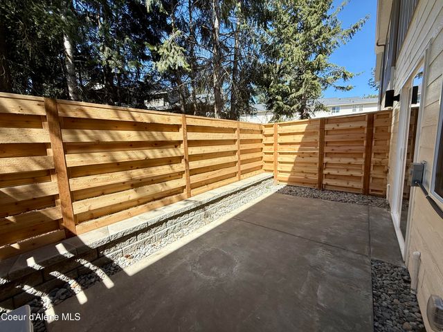 3701 N Torrey Pine Ln, Coeur D'alene, ID 83815