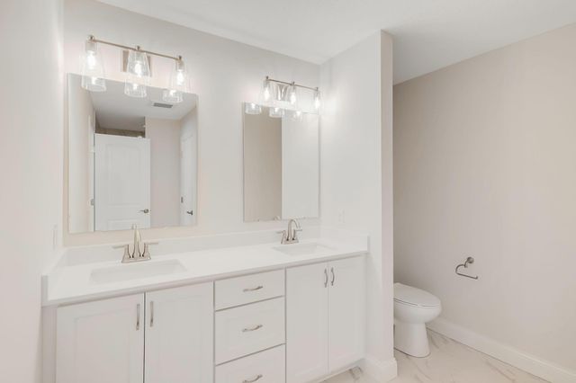 13601 Arrowhead Way, Rosemount, MN 55068