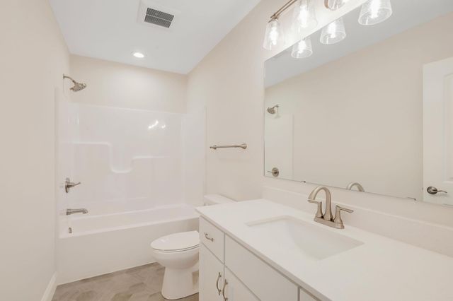 13601 Arrowhead Way, Rosemount, MN 55068