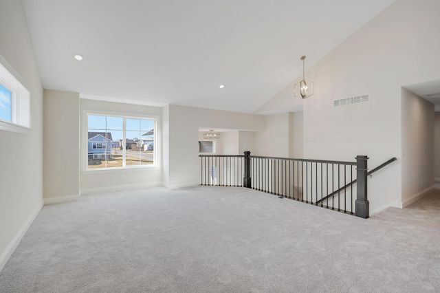 13601 Arrowhead Way, Rosemount, MN 55068