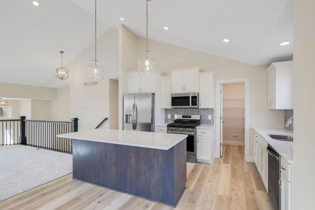 13601 Arrowhead Way, Rosemount, MN 55068 — photo 5