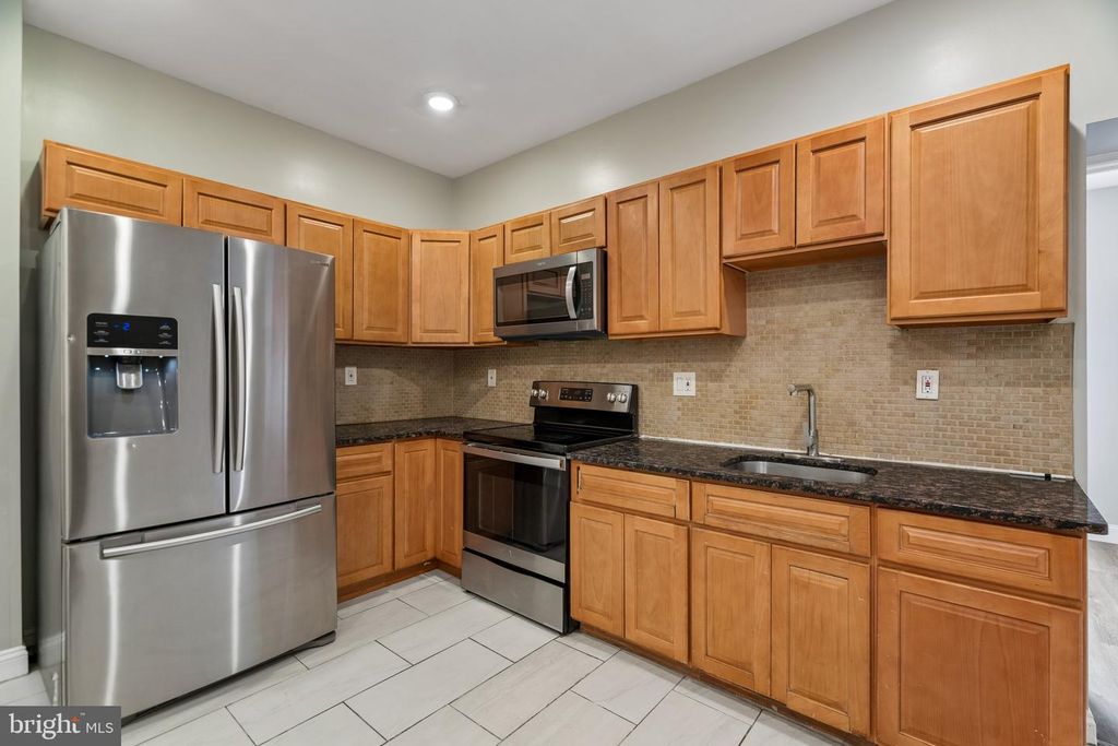 439 E WASHINGTON LN, PHILADELPHIA, PA 19144 — photo 4