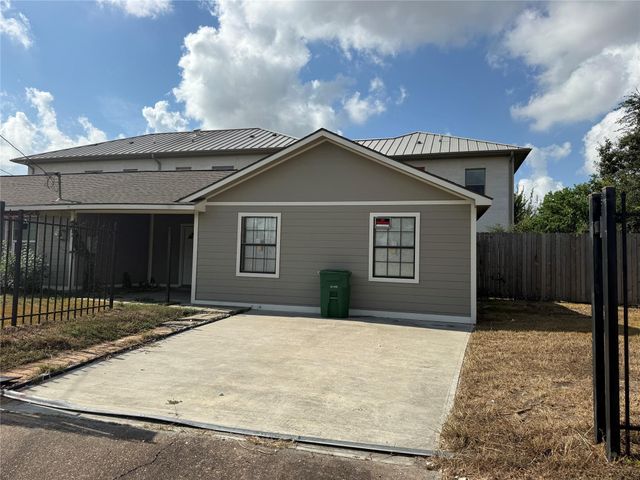4718 Teton Street, Houston, TX 77033