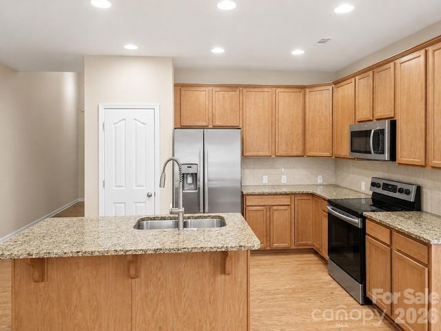 9835 Shearwater Avenue NW, Concord, NC 28027