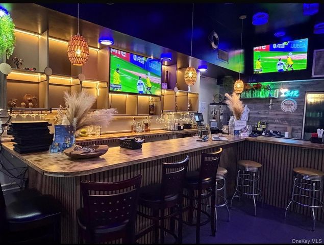 73-18 Northern Boulevard, Jackson Heights, NY 11372