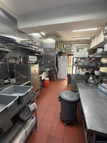 73-18 Northern Boulevard, Jackson Heights, NY 11372