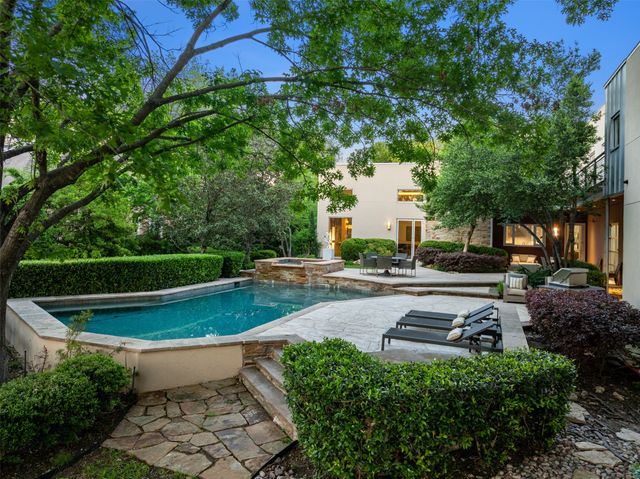 9435 Inwood Road, Dallas, TX 75220