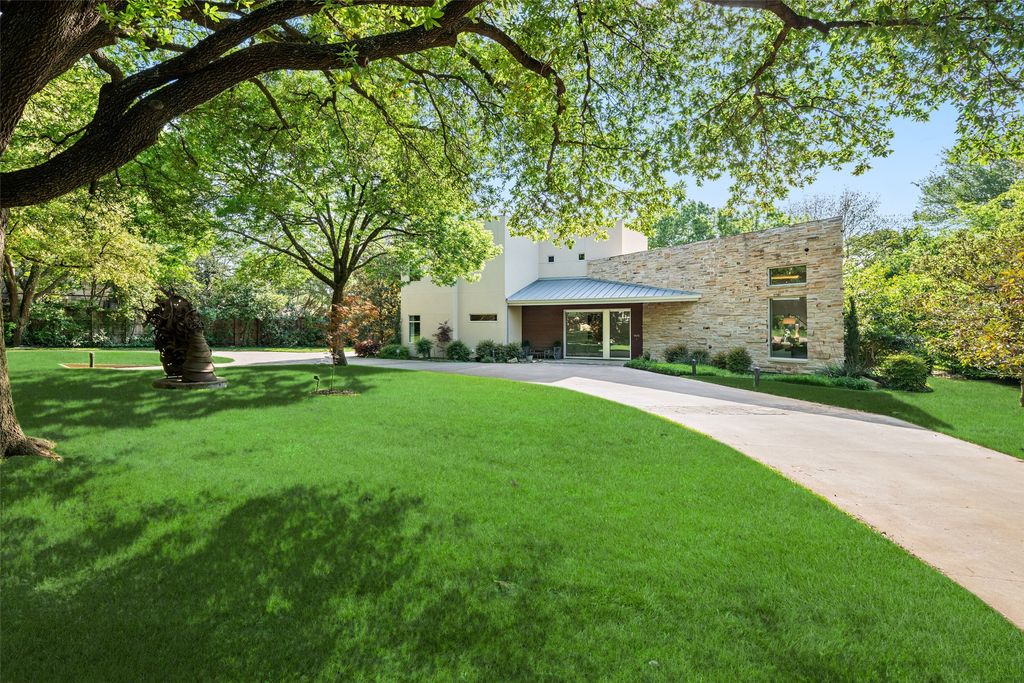 9435 Inwood Road, Dallas, TX 75220