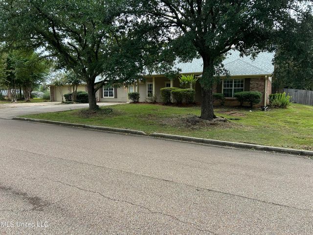 102 Rockwood Drive, Madison, MS 39110