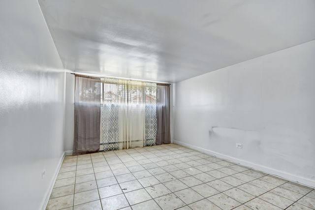 3241 S 53rd Court, Cicero, IL 60804