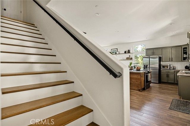 30881 Live Oak, Running Springs, CA 92382