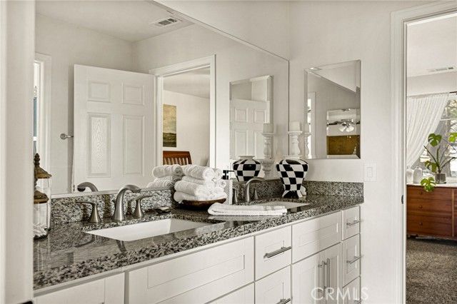 30881 Live Oak, Running Springs, CA 92382