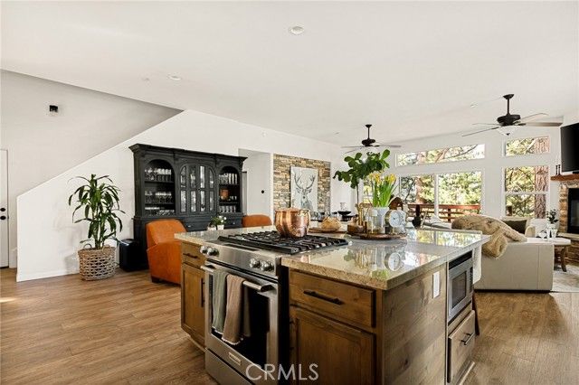 30881 Live Oak, Running Springs, CA 92382