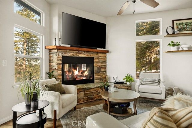 30881 Live Oak, Running Springs, CA 92382