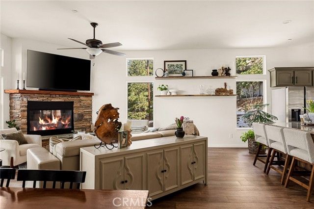 30881 Live Oak, Running Springs, CA 92382