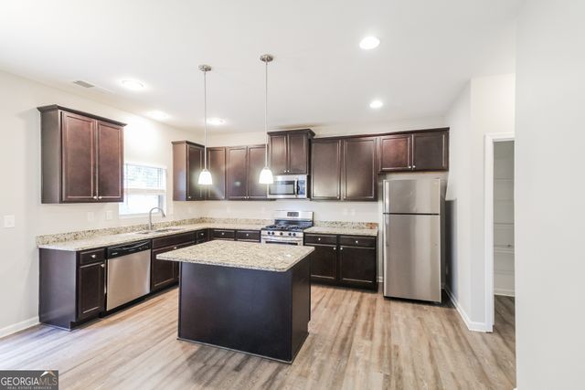 194 Randy Way, Dallas, GA 30132
