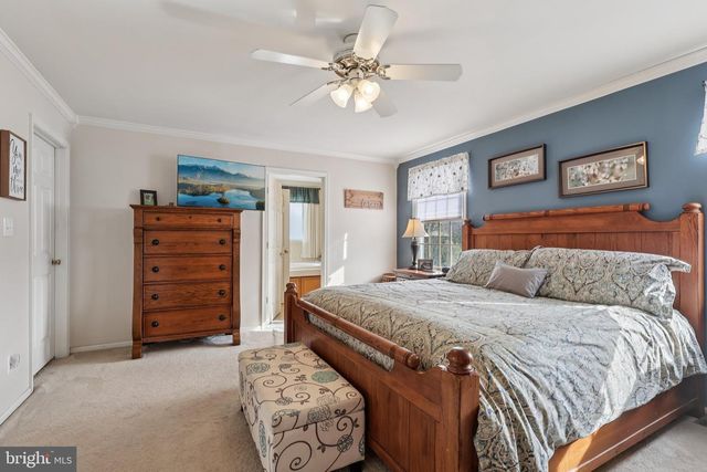 15 CONTINENTAL LN, Marlton, NJ 08053