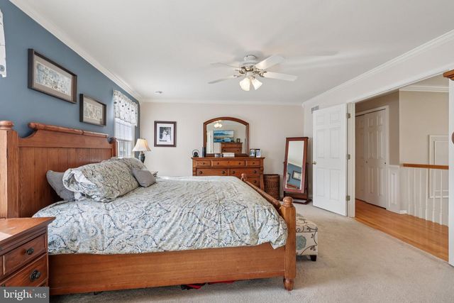 15 CONTINENTAL LN, Marlton, NJ 08053