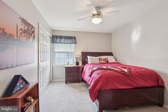 15 CONTINENTAL LN, Marlton, NJ 08053