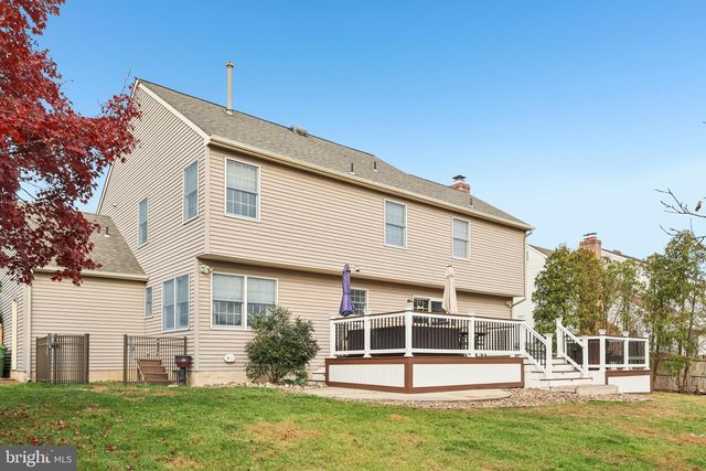 15 CONTINENTAL LN, Marlton, NJ 08053