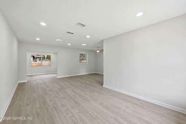 6039 GLENN ROSE Drive, Jacksonville, FL 32277